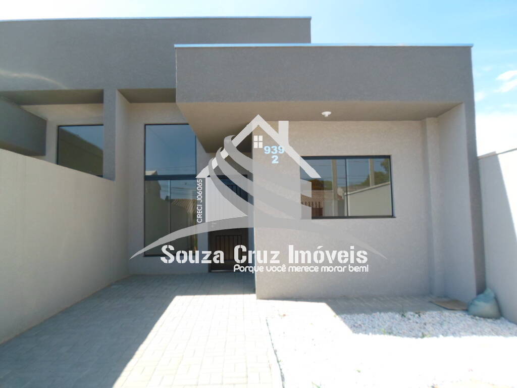 Casa à venda com 3 quartos, 70m² - Foto 1