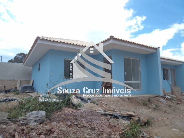 Casa à venda com 3 quartos, 52m² - Foto 1